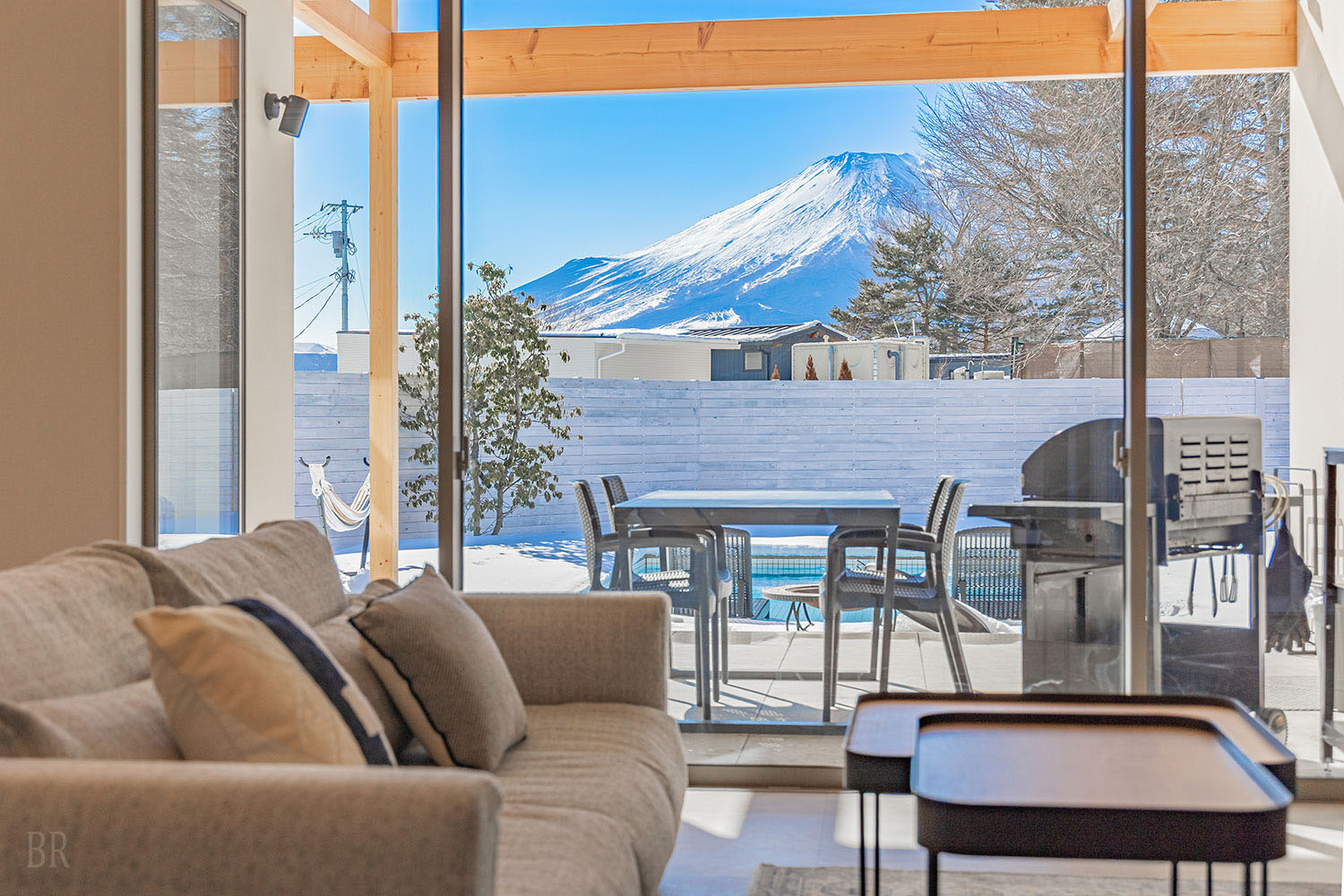 KANOA THE VILLAS～富士山中湖整棟出租度假別墅窗外的富士山景色